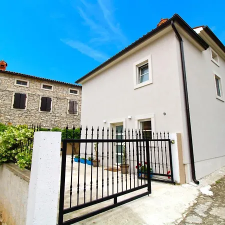 펜션 House 2164 Rakalj