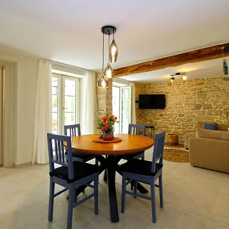House 2164 Rakalj